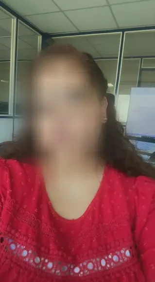 Angela, 40