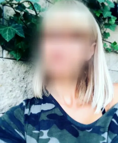Angela, 39