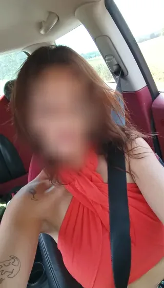 Femke, 32
