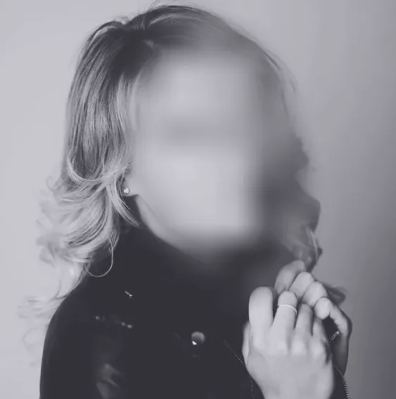 Hajar, 33