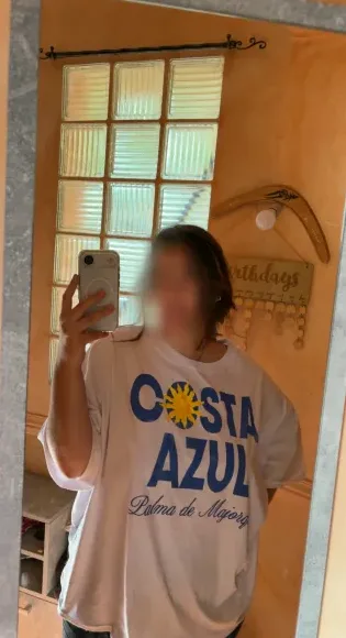 Isabella, 21