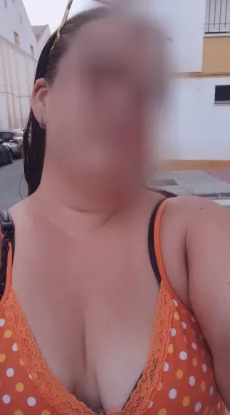 Leyla, 24