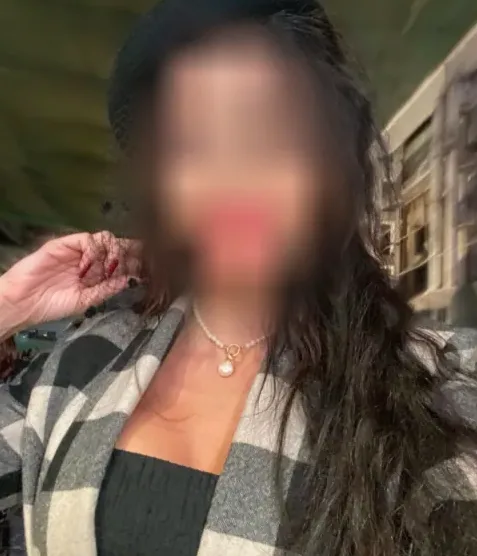 Maud, 40