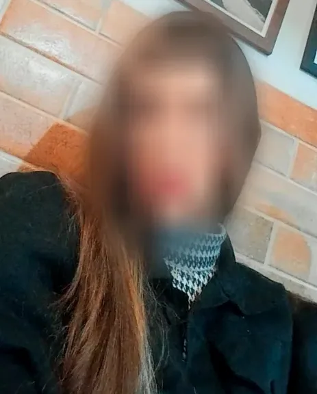 Nadia, 25