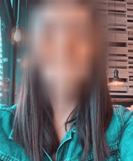 Naima, 24