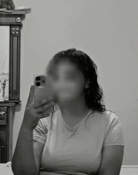 Shania, 22