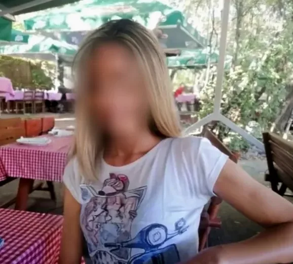 Soukaina, 35