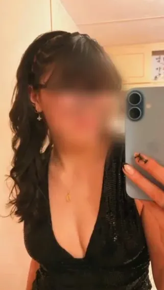 Soukaina, 19