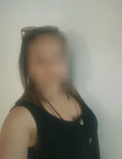 Vera, 38