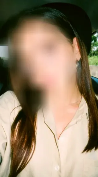 Zainab, 25